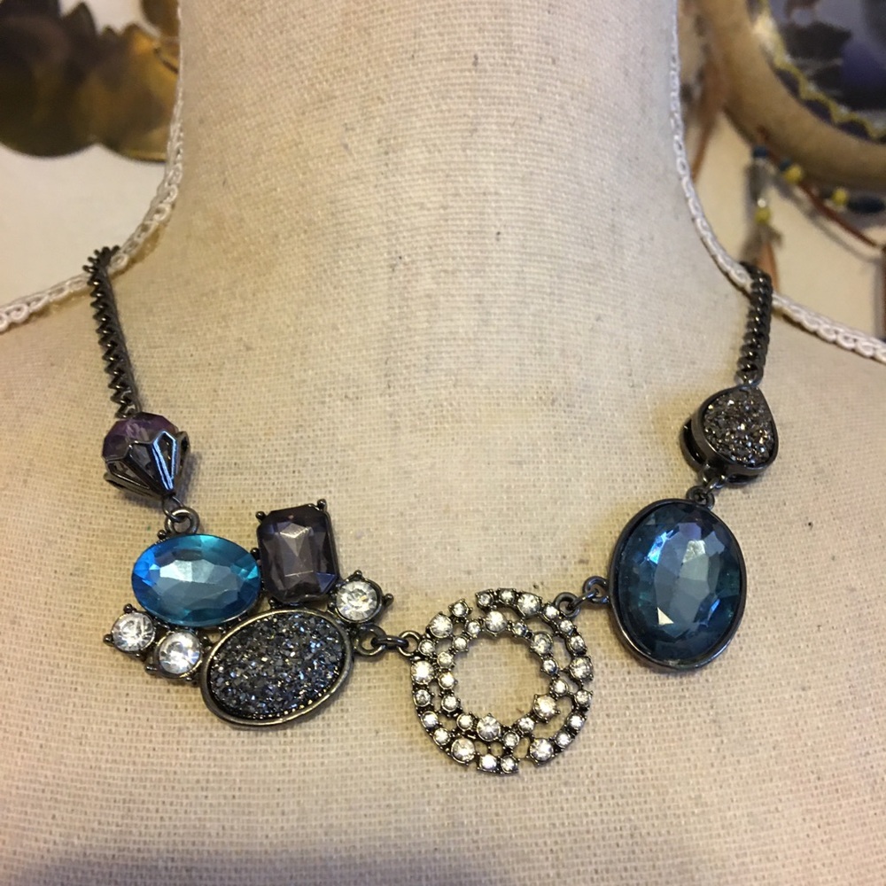 Vera Wang glass stone faux drusy bib necklace